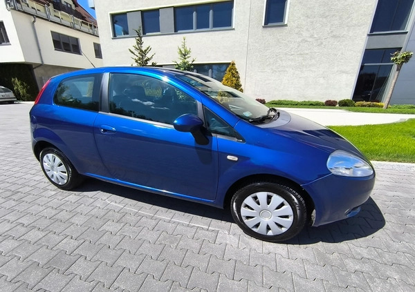 Fiat Punto cena 15500 przebieg: 60610, rok produkcji 2009 z Kraków małe 781